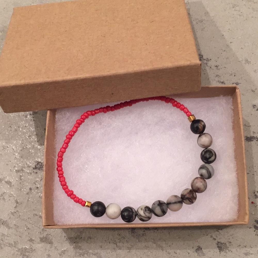 Black vein jasper bracelet